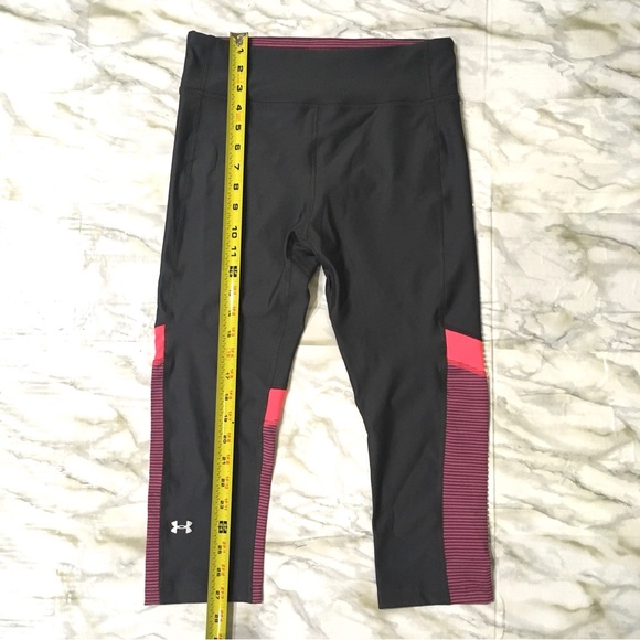 💝 UNDER ARMOUR 💝 gray/orange/stripe maroon capri yoga/exercise leggings size M - Picture 7 of 7